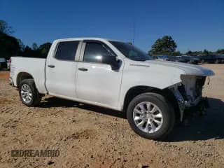 ✅ 2021 Chevrolet Silverado 1500 Custom • VIN: 3GCPYBEK4MG462463 • Lot: 75631474. Wystawiony na Copart z przebiegiem 45 932 mil. Bezpłatny archiwum sprzedaży aukcyjnych z USA i szczegółowy raport historii pojazdu na DreamBid. Zdjęcie 4.