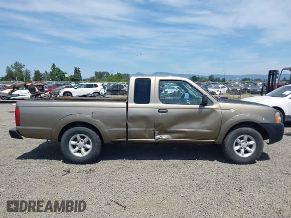 ✅ 2002 Nissan Frontier XE • VIN: 1N6DD26S92C338957 • Лот: 42478523. Опубликован ранее на IAAI с пробегом 242 920 миль. Бесплатный доступ к архиву аукционных продаж из США и подробный отчёт об истории автомобиля на DreamBid. Изображение 13.
