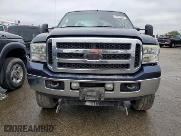 ✅ 2005 Ford F-250 XL • VIN: 1FTSX215X5EB13975 • Lot: 55459085. Listed on Copart with Not provided. Free auction sales archive from the USA and detailed vehicle history report at DreamBid. Image 5.