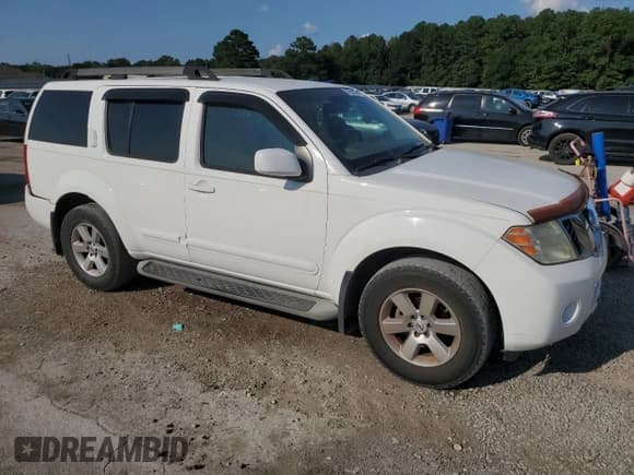 ✅ 2011 Nissan Pathfinder SV • VIN: 5N1AR1NN0BC635883 • Lot: 67625235. Listed on Copart with 179,793 mi. Free auction sales archive from the USA and detailed vehicle history report at DreamBid. Image 4.