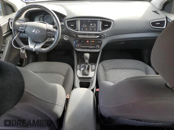 ✅ 2017 Hyundai Ioniq SEL • VIN: KMHC75LC4HU047852 • Lot: 44646775. Wystawiony na Copart z przebiegiem 110 443 mil. Bezpłatny archiwum sprzedaży aukcyjnych z USA i szczegółowy raport historii pojazdu na DreamBid. Zdjęcie 8.