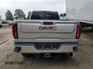 ✅ 2022 GMC Sierra 3500HD Denali • VIN: 1GT49WEY6NF250792 • Lot: 81497095. Wystawiony na Copart z przebiegiem 44 374 mil. Bezpłatny archiwum sprzedaży aukcyjnych z USA i szczegółowy raport historii pojazdu na DreamBid. Zdjęcie 6.