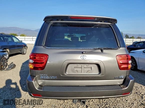 ✅ 2003 Toyota Sequoia Limited • VIN: 5TDZT38A53S177299 • Лот: 94565465. Опубликован ранее на Copart с пробегом 276 352 миль. Бесплатный доступ к архиву аукционных продаж из США и подробный отчёт об истории автомобиля на DreamBid. Изображение 6.