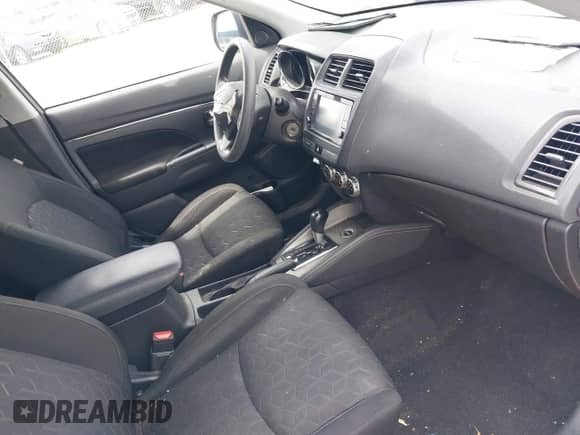 2020 Mitsubishi Outlander ES с VIN JA4AR3AU9LU030697, выставлен на аукционе IAAI как лот 42708765 с пробегом 77 843 миль миль и . История ставок и продаж доступна на DreamBid. Изображение 5.