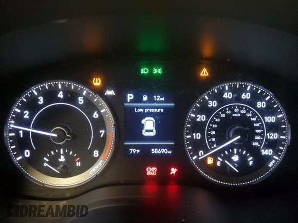 ✅ 2020 Hyundai Venue SEL • VIN: KMHRC8A3XLU016348 • Lot: 72393724. Listed on Copart with 58,690 mi. Free auction sales archive from the USA and detailed vehicle history report at DreamBid. Image 9.