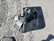 ✅ 2018 Volkswagen Tiguan SEL Premium • VIN: 3VV5B7AX4JM220407 • Лот: 80885045. Опубликован ранее на Copart с пробегом 200 946 миль. Бесплатный доступ к архиву аукционных продаж из США и подробный отчёт об истории автомобиля на DreamBid. Изображение 13.