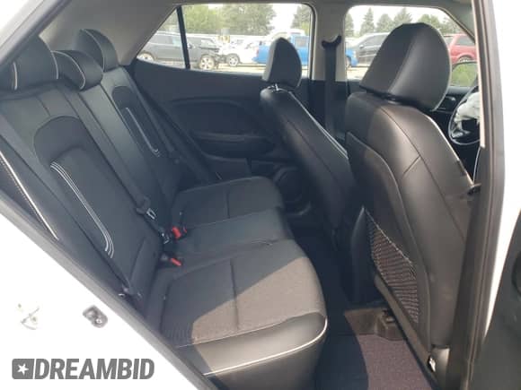 2022 Hyundai Venue SEL z VIN KMHRC8A36NU132424, wystawiony jako Copart lot #64230574 z przebiegiem 51 326 mil mil oraz Szkoda całkowita • Salvage title. Historia ofert i sprzedaży dostępna na DreamBid. Obrazek 10.