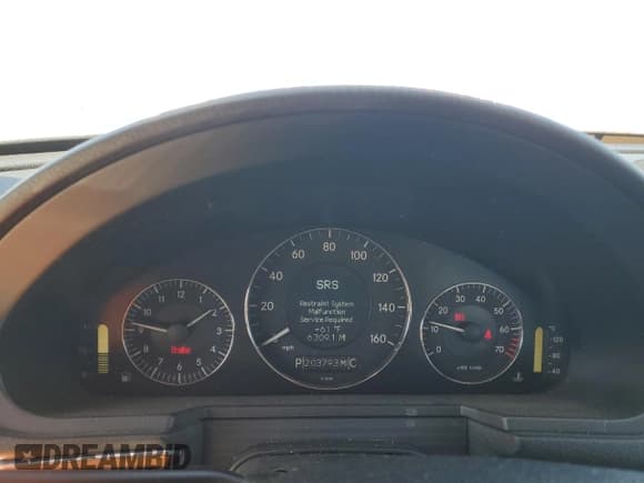 ✅ 2008 Mercedes-Benz E 350 Luxury • VIN: WDBUF87X08B353452 • Лот: 82623685. Опубликован ранее на Copart с пробегом 203 793 миль. Бесплатный доступ к архиву аукционных продаж из США и подробный отчёт об истории автомобиля на DreamBid. Изображение 9.