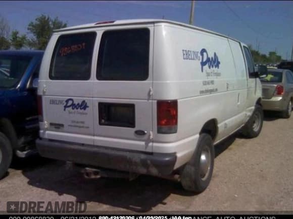 ✅ 2006 Ford Econoline Cargo • VIN: 1FTNE24W06DA55194 • Лот: 42120306. Опубликован ранее на IAAI с пробегом 89 002 миль. Бесплатный доступ к архиву аукционных продаж из США и подробный отчёт об истории автомобиля на DreamBid. Изображение 4.