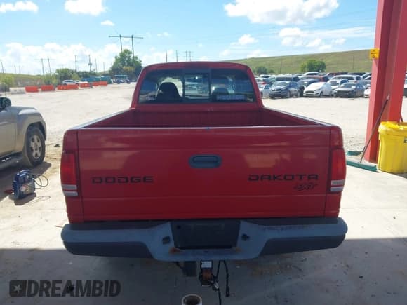 ✅ 2004 Dodge Dakota • VIN: 1D7HG12K74S727008 • Lot: 41690706. Wystawiony na IAAI z przebiegiem 72 924 mil. Bezpłatny archiwum sprzedaży aukcyjnych z USA i szczegółowy raport historii pojazdu na DreamBid. Zdjęcie 16.