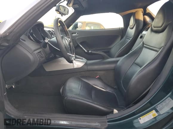 ✅ 2008 Saturn Sky • VIN: 1G8MB35B58Y102070 • Lot: 90819695. Listed on Copart with Not provided. Free auction sales archive from the USA and detailed vehicle history report at DreamBid. Image 7.