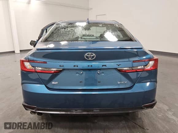 2025 Toyota Camry SE with VIN 4T1DAACK9SU147491, listed as a Copart auction lot 90618325 with 7,774 mi miles and Clean title. Bid and sale history available at DreamBid. Image 6.