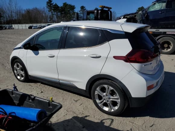 ✅ 2017 Chevrolet Bolt EV LT • VIN: 1G1FW6S07H4174945 • Lot: 53530515. Wystawiony na Copart z przebiegiem 145 880 mil. Bezpłatny archiwum sprzedaży aukcyjnych z USA i szczegółowy raport historii pojazdu na DreamBid. Zdjęcie 2.