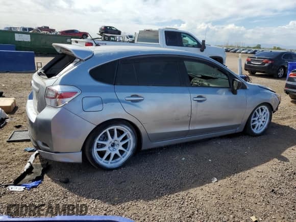 ✅ 2015 Subaru Impreza 2.0i • VIN: JF1GPAA65F8250630 • Lot: 81118225. Wystawiony na Copart z przebiegiem 69 398 mil. Bezpłatny archiwum sprzedaży aukcyjnych z USA i szczegółowy raport historii pojazdu na DreamBid. Zdjęcie 3.