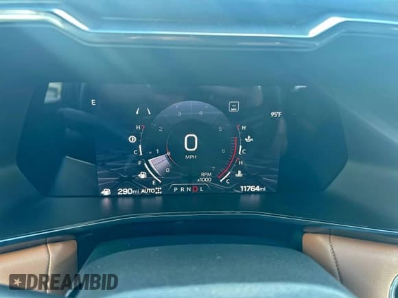 ✅ 2023 GMC Canyon 4WD AT4 • VIN: 1GTP6DEK5P1266181 • Лот: 90761935. Опубликован ранее на Copart с пробегом 11 764 миль. Бесплатный доступ к архиву аукционных продаж из США и подробный отчёт об истории автомобиля на DreamBid. Изображение 8.