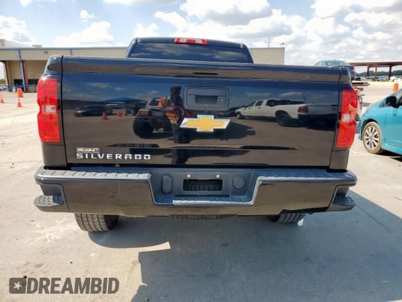 ✅ 2017 Chevrolet Silverado 1500 Custom • VIN: 1GCRCPEHXHZ386598 • Lot: 81961605. Wystawiony na Copart z przebiegiem 117 698 mil. Bezpłatny archiwum sprzedaży aukcyjnych z USA i szczegółowy raport historii pojazdu na DreamBid. Zdjęcie 6.