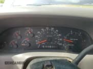 ✅ 2001 Ford F-350 XL • VIN: 1FTWX33F31EA42271 • Лот: 56641945. Опубликован ранее на Copart с пробегом 140 888 миль. Бесплатный доступ к архиву аукционных продаж из США и подробный отчёт об истории автомобиля на DreamBid. Изображение 9.