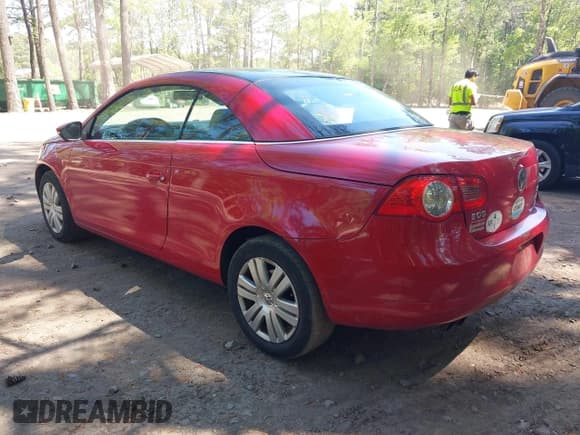 ✅ 2010 Volkswagen Eos • VIN: WVWAA7AH4AV016091 • Лот: 42138443. Опубликован ранее на IAAI с пробегом 174 957 миль. Бесплатный доступ к архиву аукционных продаж из США и подробный отчёт об истории автомобиля на DreamBid. Изображение 3.