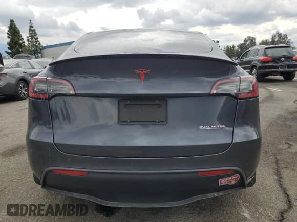 ✅ 2022 Tesla Model Y Performance • VIN: 7SAYGDEF6NF409912 • Lot: 81064495. Listed on Copart with 43,370 mi. Free auction sales archive from the USA and detailed vehicle history report at DreamBid. Image 6.