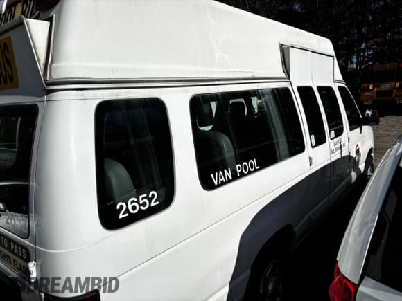 ✅ 2014 Ford Econoline Cargo Commercial • VIN: 1FTNS2EW4EDA97308 • Lot: 87314145. Listed on Copart with 110,037 mi. Free auction sales archive from the USA and detailed vehicle history report at DreamBid. Image 4.