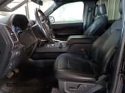 ✅ 2020 Ford Expedition Max Limited • VIN: 1FMJK2AT5LEA38569 • Lot: 91940095. Wystawiony na Copart z przebiegiem 132 796 mil. Bezpłatny archiwum sprzedaży aukcyjnych z USA i szczegółowy raport historii pojazdu na DreamBid. Zdjęcie 7.