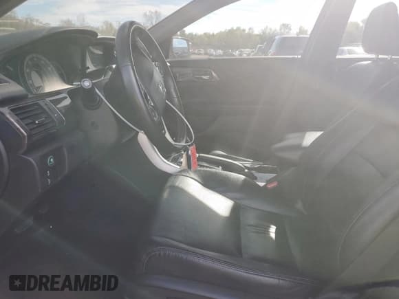 ✅ 2016 Honda Accord EX-L • VIN: 1HGCR3F04GA009155 • Лот: 87052685. Опубликован ранее на Copart с пробегом 135 876 миль. Бесплатный доступ к архиву аукционных продаж из США и подробный отчёт об истории автомобиля на DreamBid. Изображение 7.