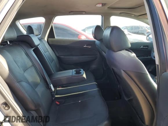 ✅ 2011 Hyundai Elantra SE • VIN: KMHDC8AE3BU101106 • Lot: 55803135. Listed on Copart with 148,358 mi. Free auction sales archive from the USA and detailed vehicle history report at DreamBid. Image 10.