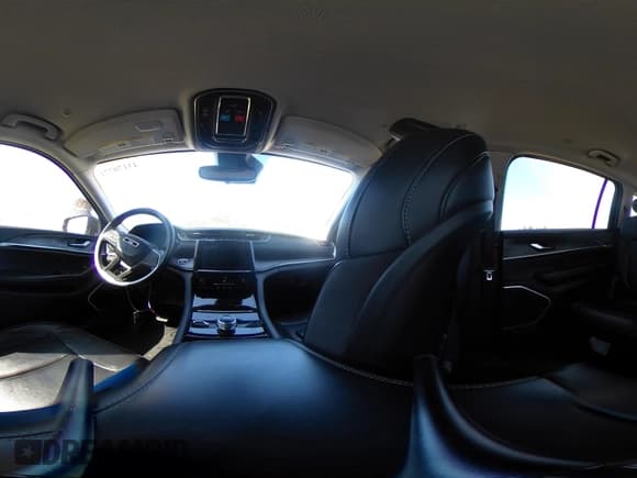 ✅ 2021 Jeep Grand Cherokee Limited • VIN: 1C4RJKBG6M8124940 • Lot: 43170771. Listed on IAAI with 61,928 mi. Free auction sales archive from the USA and detailed vehicle history report at DreamBid. Image 18.