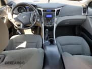 ✅ 2013 Hyundai Sonata Limited • VIN: KMHEC4A45DA075326 • Lot: 70680284. Listed on Copart with 194,736 mi. Free auction sales archive from the USA and detailed vehicle history report at DreamBid. Image 8.