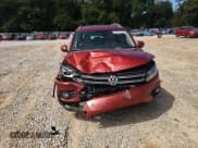 ✅ 2016 Volkswagen Tiguan S • VIN: WVGAV7AX5GW058425 • Lot: 84912345. Wystawiony na Copart z przebiegiem 148 081 mil. Bezpłatny archiwum sprzedaży aukcyjnych z USA i szczegółowy raport historii pojazdu na DreamBid. Zdjęcie 14.