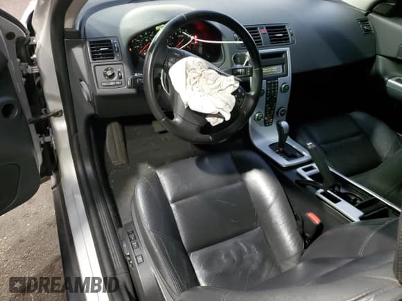 ✅ 2012 Volvo C30 • VIN: YV1672MK1C2278339 • Lot: 85202535. Listed on Copart with 141,335 mi. Free auction sales archive from the USA and detailed vehicle history report at DreamBid. Image 8.