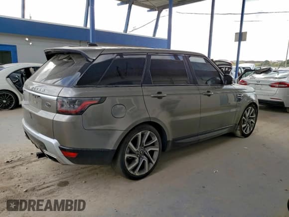 ✅ 2019 Land Rover Range Rover Sport HSE • VIN: SALWR2RU7KA861540 • Lot: 94329355. Listed on Copart with 149,707 mi. Free auction sales archive from the USA and detailed vehicle history report at DreamBid. Image 3.