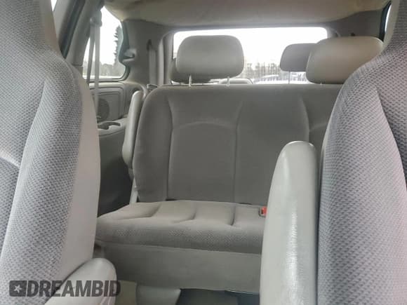 ✅ 2001 Dodge Caravan • VIN: 1B4GP25R71B158092 • Лот: 95521975. Опубликован ранее на Copart с пробегом 267 801 миль. Бесплатный доступ к архиву аукционных продаж из США и подробный отчёт об истории автомобиля на DreamBid. Изображение 10.