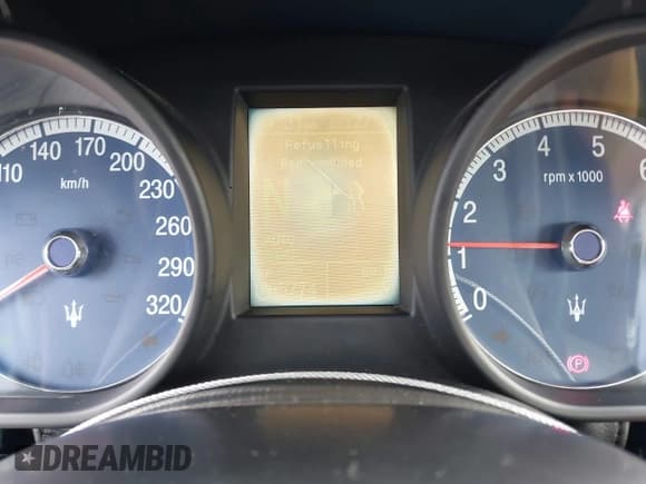 ✅ 2005 Maserati Quattroporte • VIN: ZAMCE39A950020326 • Lot: 42962038. Listed on IAAI with 65,774 mi. Free auction sales archive from the USA and detailed vehicle history report at DreamBid. Image 7.