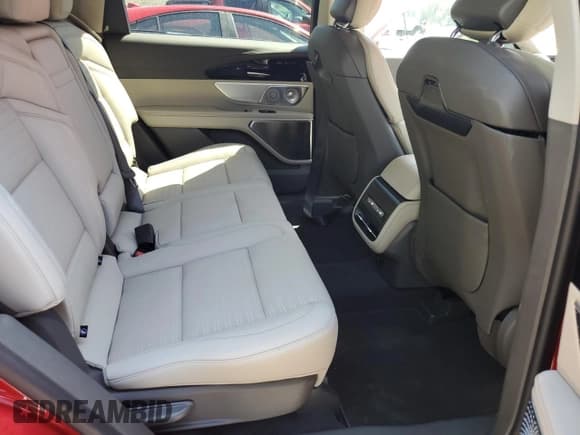 ✅ 2025 Lincoln Nautilus Reserve • VIN: 5LMPJ8K4XSJ913333 • Lot: 90881535. Wystawiony na Copart z przebiegiem 309 mil. Bezpłatny archiwum sprzedaży aukcyjnych z USA i szczegółowy raport historii pojazdu na DreamBid. Zdjęcie 11.