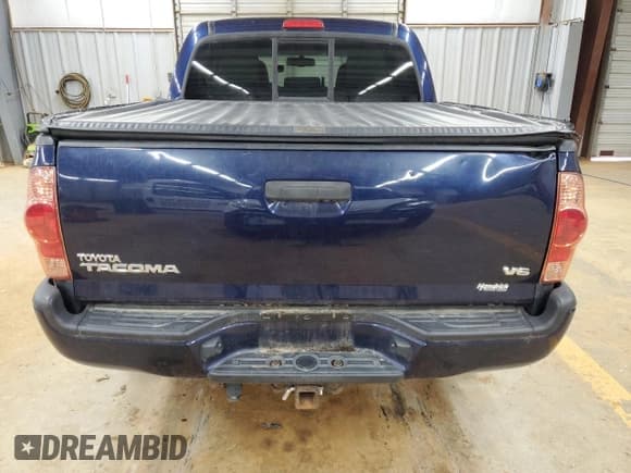 ✅ 2013 Toyota Tacoma • VIN: 5TFLU4ENXDX068932 • Lot: 90109425. Listed on Copart with 193,093 mi. Free auction sales archive from the USA and detailed vehicle history report at DreamBid. Image 6.