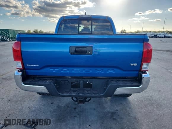 ✅ 2017 Toyota Tacoma SR5 • VIN: 5TFAZ5CN5HX049843 • Lot: 92034335. Listed on Copart with 58,922 mi. Free auction sales archive from the USA and detailed vehicle history report at DreamBid. Image 6.