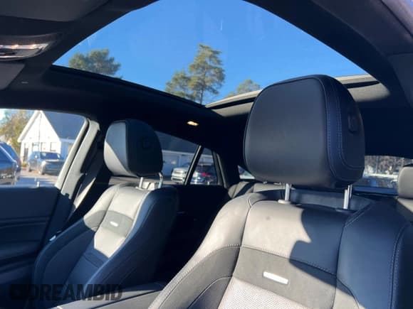 ✅ 2022 Mercedes-Benz GLE 53 AMG • VIN: 4JGFD6BB2NA795873 • Lot: 93977205. Listed on Copart with 84,885 mi. Free auction sales archive from the USA and detailed vehicle history report at DreamBid. Image 9.