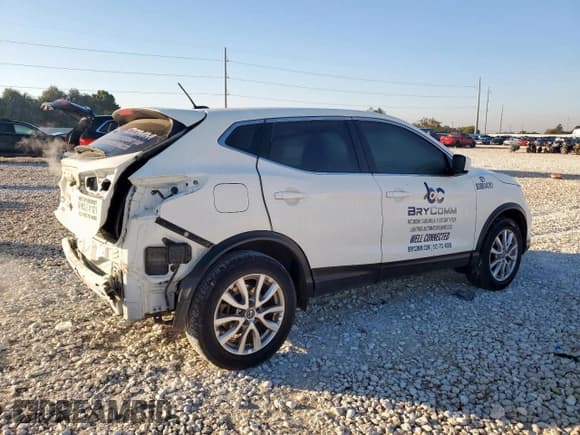 ✅ 2021 Nissan Rogue S • VIN: JN1BJ1AV5MW305389 • Lot: 90656705. Wystawiony na Copart z przebiegiem 114 921 mil. Bezpłatny archiwum sprzedaży aukcyjnych z USA i szczegółowy raport historii pojazdu na DreamBid. Zdjęcie 3.