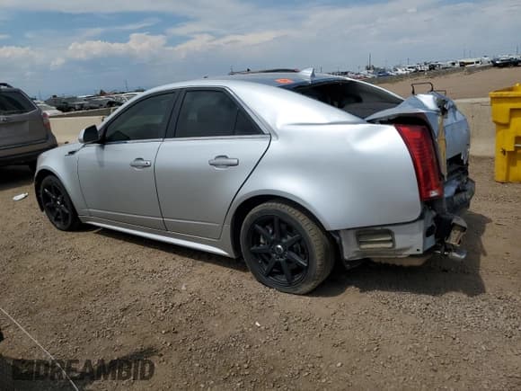 ✅ 2011 Cadillac CTS Luxury • VIN: 1G6DG5EY0B0124607 • Lot: 68910755. Wystawiony na Copart z przebiegiem 172 633 mil. Bezpłatny archiwum sprzedaży aukcyjnych z USA i szczegółowy raport historii pojazdu na DreamBid. Zdjęcie 2.