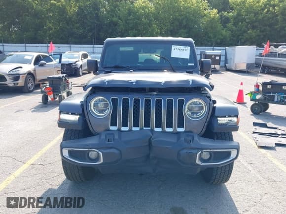 ✅ 2018 Jeep Wrangler Unlimited Sahara • VIN: 1C4HJXEG1JW159817 • Lot: 42565032. Wystawiony na IAAI z przebiegiem 158 695 mil. Bezpłatny archiwum sprzedaży aukcyjnych z USA i szczegółowy raport historii pojazdu na DreamBid. Zdjęcie 12.