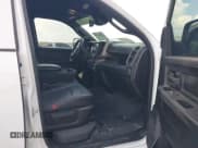 ✅ 2022 Ram 2500 Tradesman • VIN: 3C6UR5CJ3NG298322 • Lot: 43000975. Listed on IAAI with 97,692 mi. Free auction sales archive from the USA and detailed vehicle history report at DreamBid. Image 5.