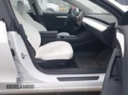 ✅ 2022 Tesla Model 3 Long Range • VIN: 5YJ3E1EB6NF203918 • Лот: 43811072. Опубликован ранее на IAAI с пробегом 21 996 миль. Бесплатный доступ к архиву аукционных продаж из США и подробный отчёт об истории автомобиля на DreamBid. Изображение 5.