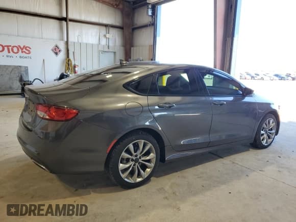 ✅ 2015 Chrysler 200 S • VIN: 1C3CCCBB6FN592685 • Lot: 91262715. Listed on Copart with 80,009 mi. Free auction sales archive from the USA and detailed vehicle history report at DreamBid. Image 3.