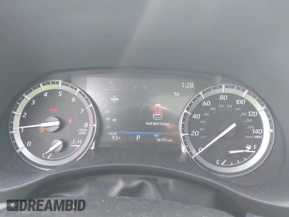 ✅ 2022 Toyota Highlander XLE • VIN: 5TDHZRAH2NS105841 • Lot: 43393622. Listed on IAAI with 56,701 mi. Free auction sales archive from the USA and detailed vehicle history report at DreamBid. Image 7.