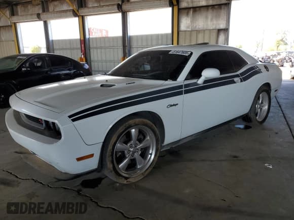 ✅ 2011 Dodge Challenger R/T Classic • VIN: 2B3CJ5DT4BH541421 • Lot: 51647605. Listed on Copart with 137,123 mi. Free auction sales archive from the USA and detailed vehicle history report at DreamBid. Image 1.