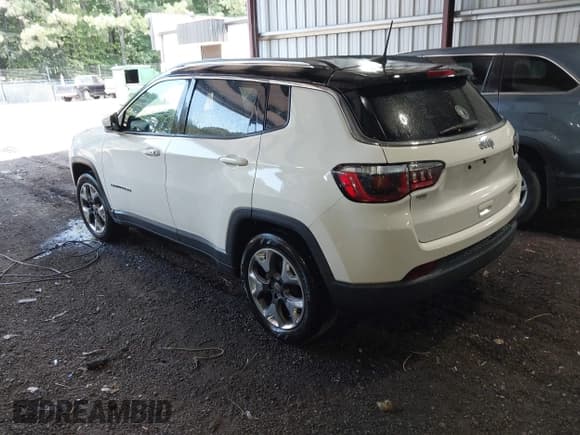 ✅ 2020 Jeep Compass Limited • VIN: 3C4NJCCB1LT165905 • Lot: 43057778. Listed on IAAI with 122,786 mi. Free auction sales archive from the USA and detailed vehicle history report at DreamBid. Image 3.