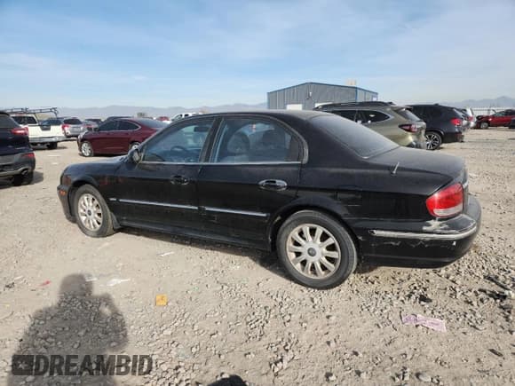 ✅ 2004 Hyundai Sonata GLS • VIN: KMHWF35H04A969057 • Лот: 90365565. Опубликован ранее на Copart с пробегом 165 496 миль. Бесплатный доступ к архиву аукционных продаж из США и подробный отчёт об истории автомобиля на DreamBid. Изображение 2.