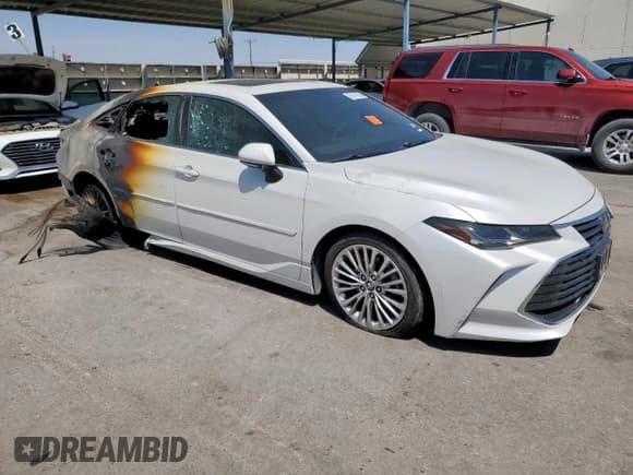 ✅ 2020 Toyota Avalon Limited • VIN: 4T1DZ1FB8LU044410 • Лот: 68016855. Опубликован ранее на Copart с пробегом Не указан. Бесплатный доступ к архиву аукционных продаж из США и подробный отчёт об истории автомобиля на DreamBid. Изображение 4.