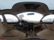 ✅ 2000 Volkswagen Golf • VIN: 9BWGF21J2Y4036900 • Lot: 41262223. Listed on IAAI with 224,326 mi. Free auction sales archive from the USA and detailed vehicle history report at DreamBid. Image 18.